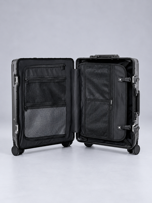 NOUVO Carry-On | Knightsbridge Silver
